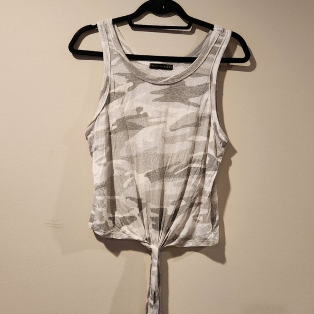 BROOKLYN KARMA gray and white camo print sleeveless crop size Medium